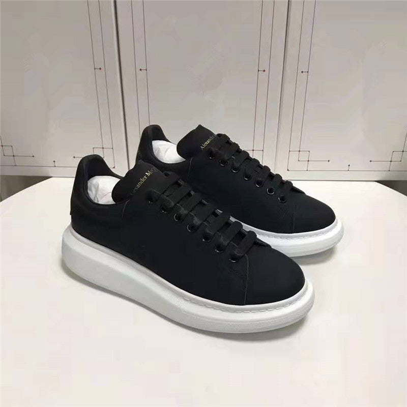 New products spring and autumn Hot money All black and white Jinwei McQueen lovers Little white shoes men and women Flat bottom increase Casual and versatile trend
