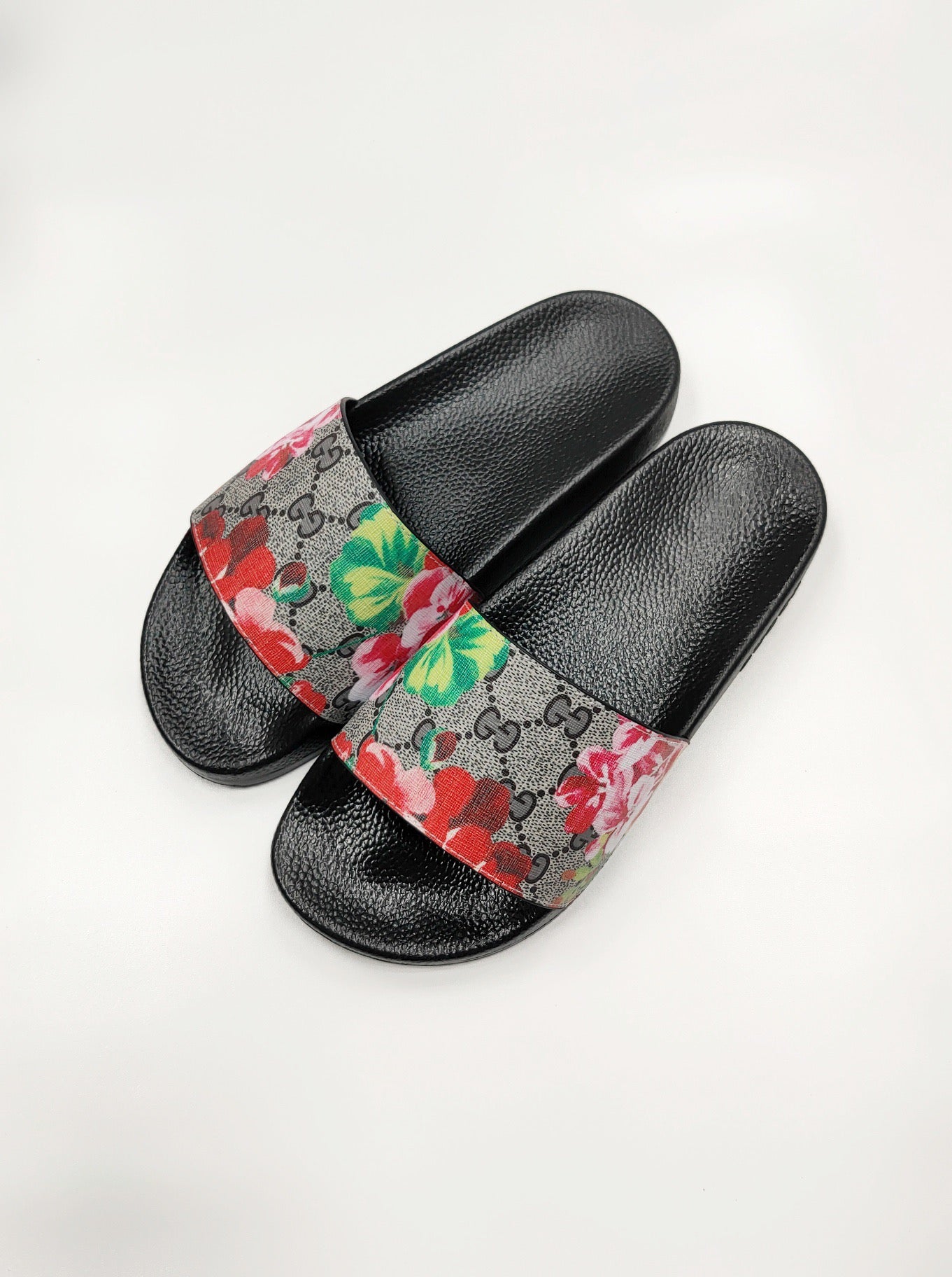 European station Tiger head Flip flop men and women Couple slipper summer Versatile Sandals soft sole non-slip sandy beach Sandals