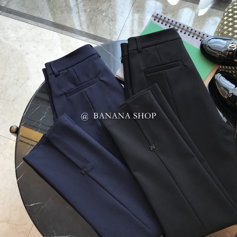 goods in stock Second hair ~ Banana bana Banana ~ Four side bullet ! 21 early autumn High waist Show thin M standard Fork suit